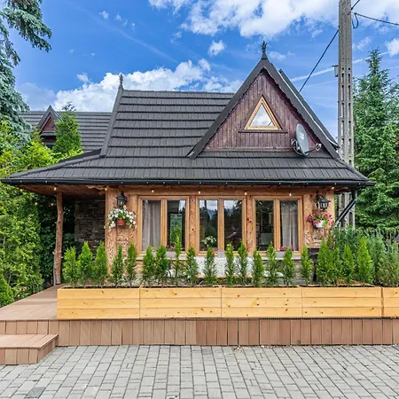 Wedrowka Chalet *